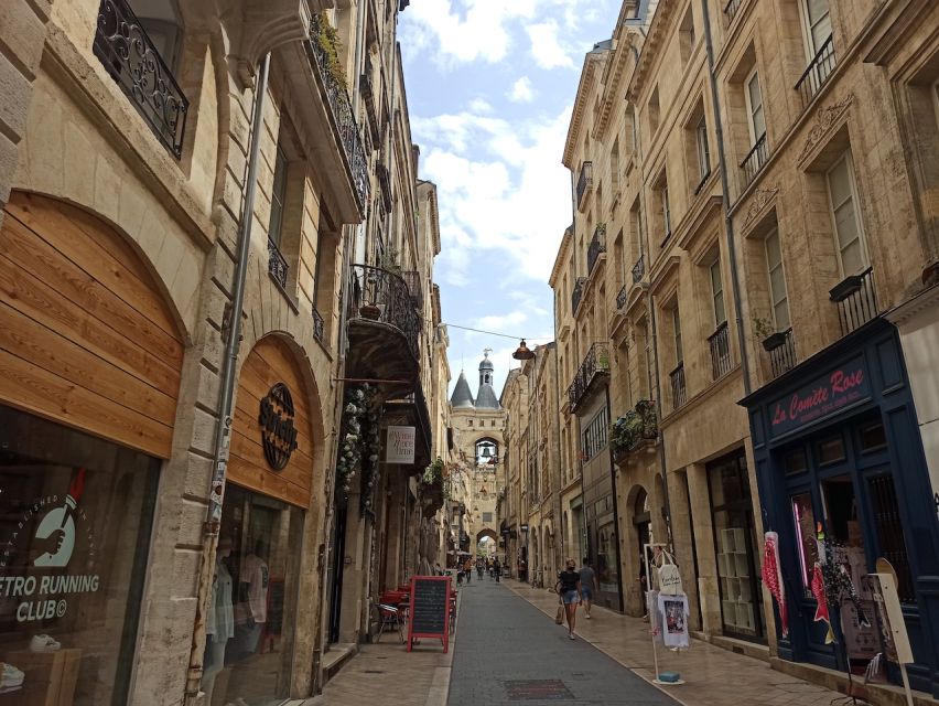 Bordeaux: 1.5-Hour Mystery Walking Tour in French - Important Information: Comfortable Shoes