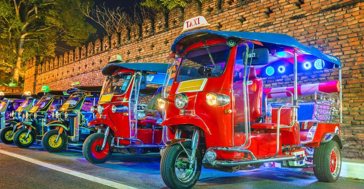 Chiang Mai: Temples and Street Food Night Tour by Tuk Tuk - Activity Details and Pickup Information