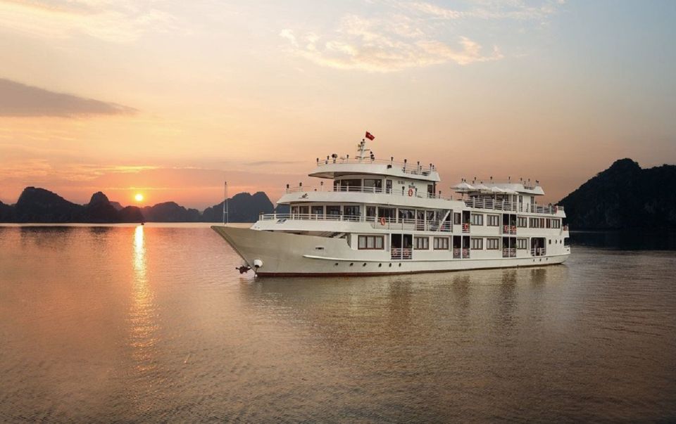 Ha Long Bay 3 Days 2 Nights 5-Star Cruise - Activity Details