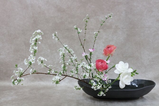 Ikebana Experience in Shinjuku - Meeting Point and End Point