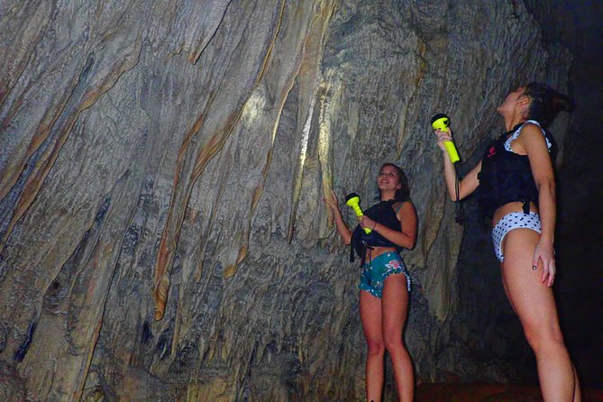 [Okinawa Miyako] [1 Day] Pumpkin Limestone Caving & Sea Turtle Snorkeling - Activity Details