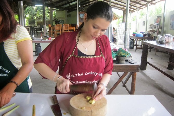 Ya's Thai Cookery School Class in Krabi - Positive Reviews and Feedback