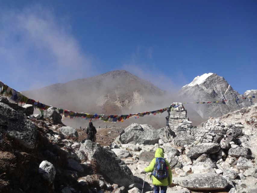 16 Days Trekking to Mt. Everest Base Camp - Duration and Highlights