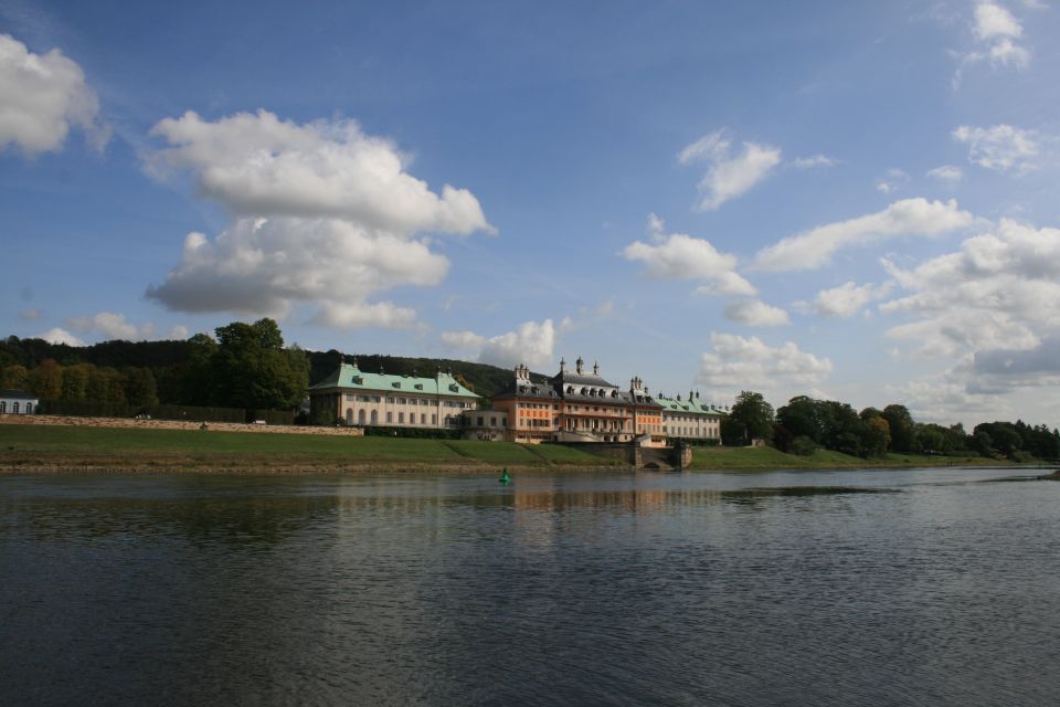 Dresden: 1.5-Hour Guided Tour of Pillnitz Castle - Cancellation and Reservation Details