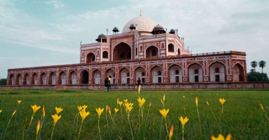 2 Days Private Tour of Old & New Delhi With Entrance Ticket - Good To Know