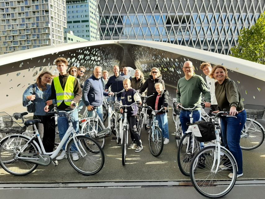 Antwerp: City Highlights Group Bike Tour With a Guide - Good To Know