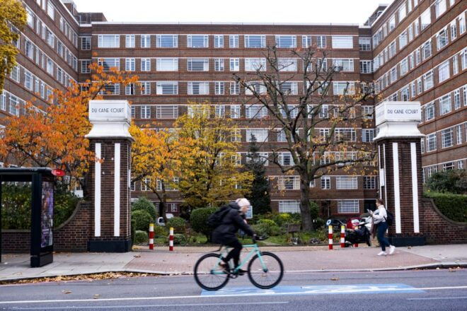 London: Harry Potter Guided Walking Tour With Platform 9 ¾ - Booking Information