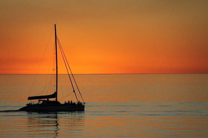 Adelaide Twilight Coast Sightseeing Cruise From Glenelg - Good To Know