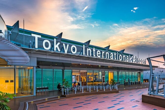 Airport Pick-Up or Drop-Off Service in Tokyo
