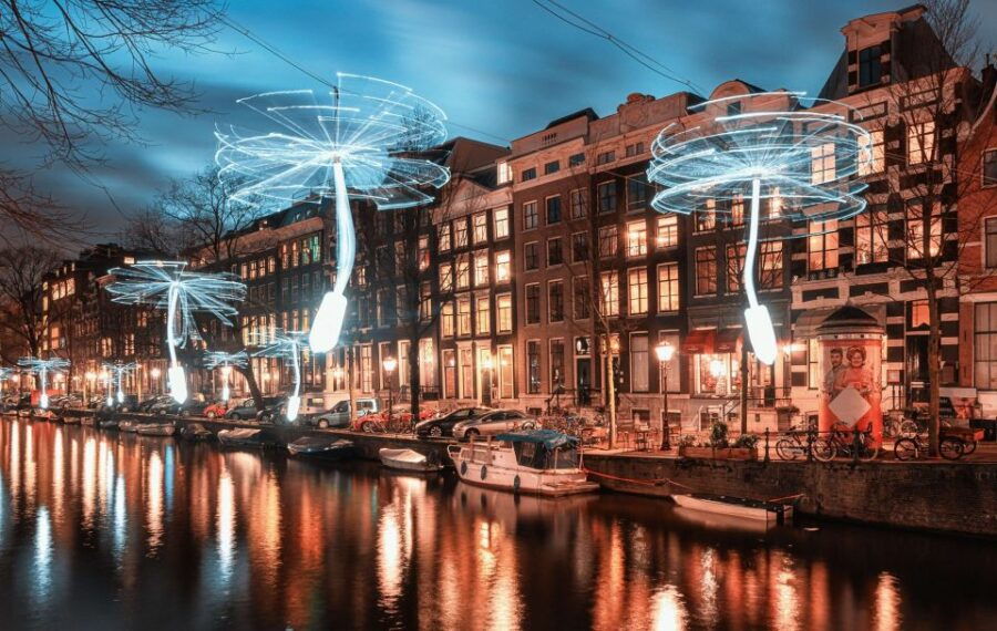 Amsterdam Light Festival Canal Cruise With Live Commentary - Good To Know