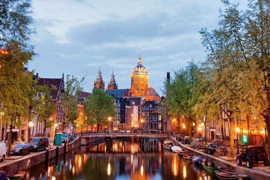 Amsterdam: Red Light District Horrors Audio Walking Tour App