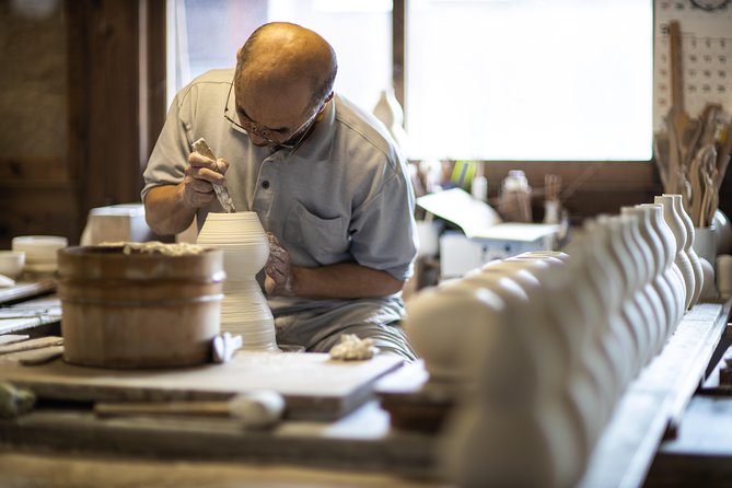 Arita Ware Private Walking Tour and Ceramics Treasure Hunt