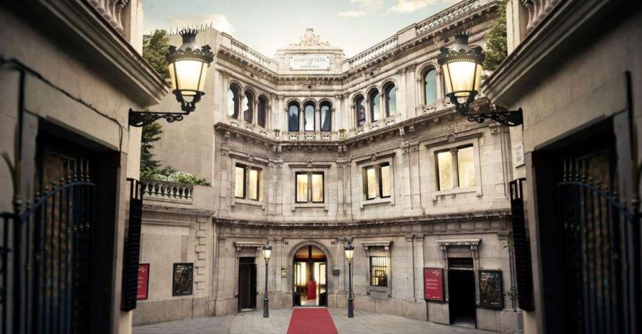 Barcelona: Wax Museum Entry Ticket - Good To Know