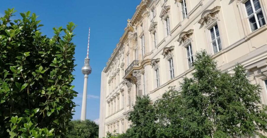 Berlin: Nice Overview Tour of the Historic Center - Good To Know