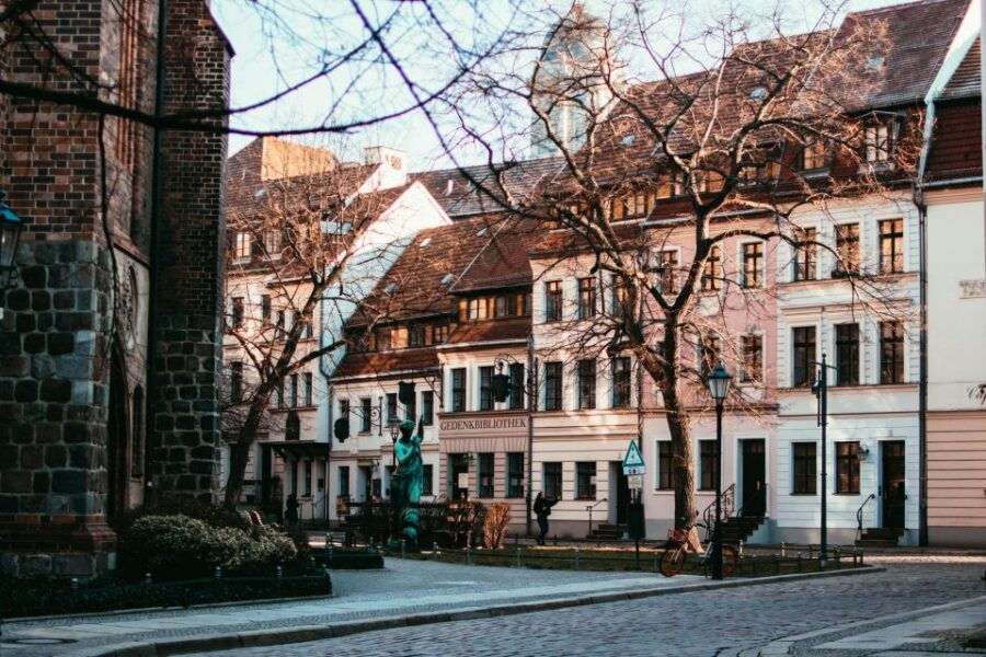 Berlin: Tour With Private Guide - Good To Know