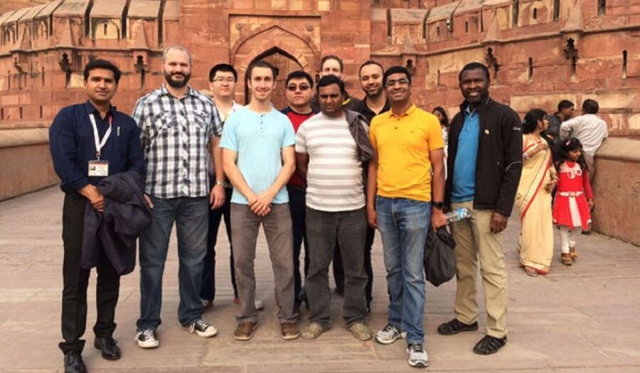 Book Govt. Approved Tour Guide For Taj Mahal & Fort - Good To Know