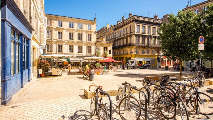 Bordeaux: City Highlights & Self-Guided Scavenger Hunt Tour - Good To Know