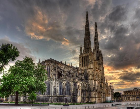 Bordeaux Historic and Gourmet Food Walking Tour - Good To Know
