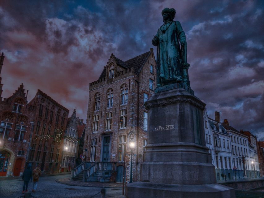Bruges at Night Alternative Free Walking Tour - Good To Know