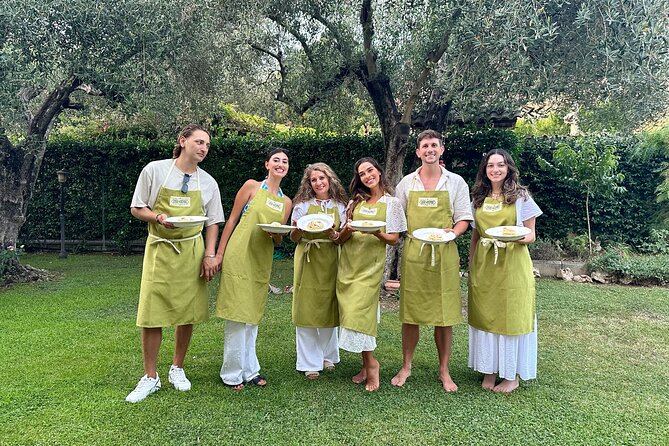 Bruschetta, Fettuccine, Gnocchi, Tiramisù Cooking Class in Rome