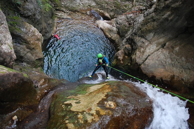 Canyoning Discovery of Versoud in Vercors – Grenoble