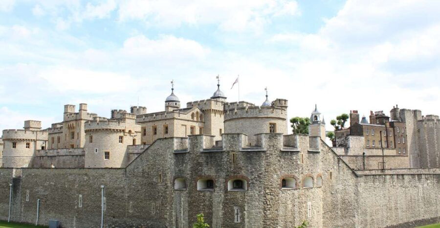 City of London: a Place of Contrasts - Good To Know