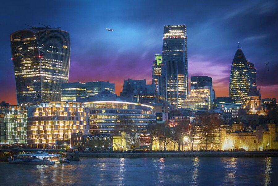 City of London Fun Mobile Phone Treasure Hunt! - Good To Know