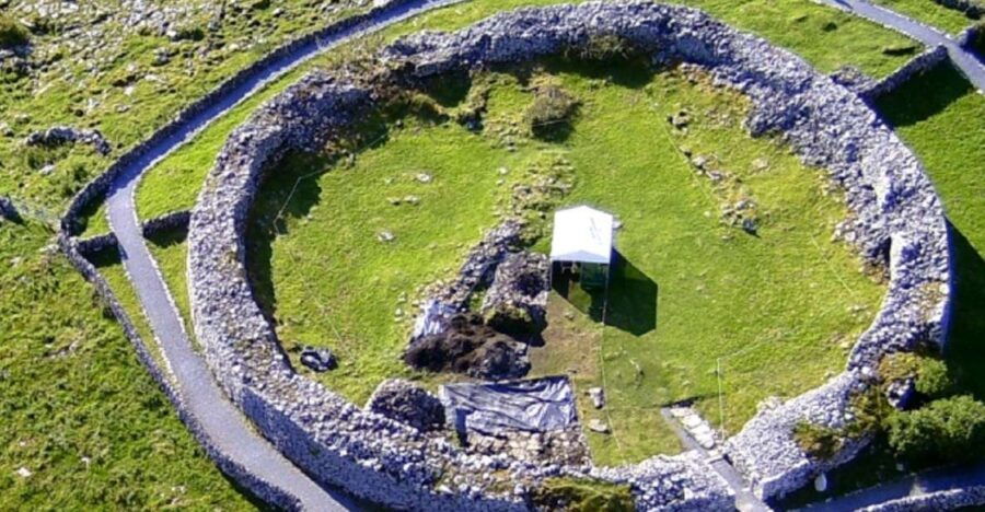 Cliffs of Moher Tour With Boat Ride and Caherconnell Fort - Good To Know