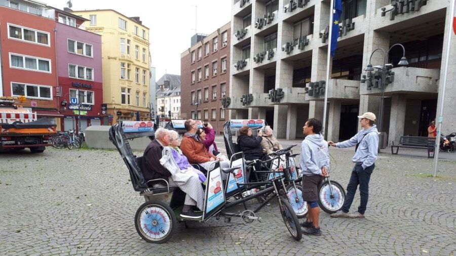 Cologne: Rickshaw Sightseeing Tour
