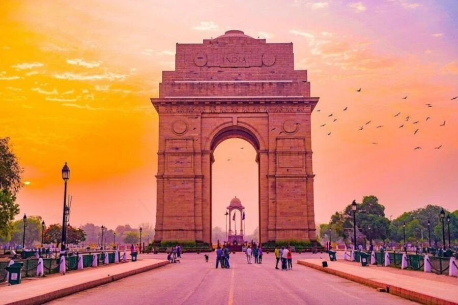 Delhi: Old Delhi City Tour With Tuk Tuk Ride & Street Food - Good To Know