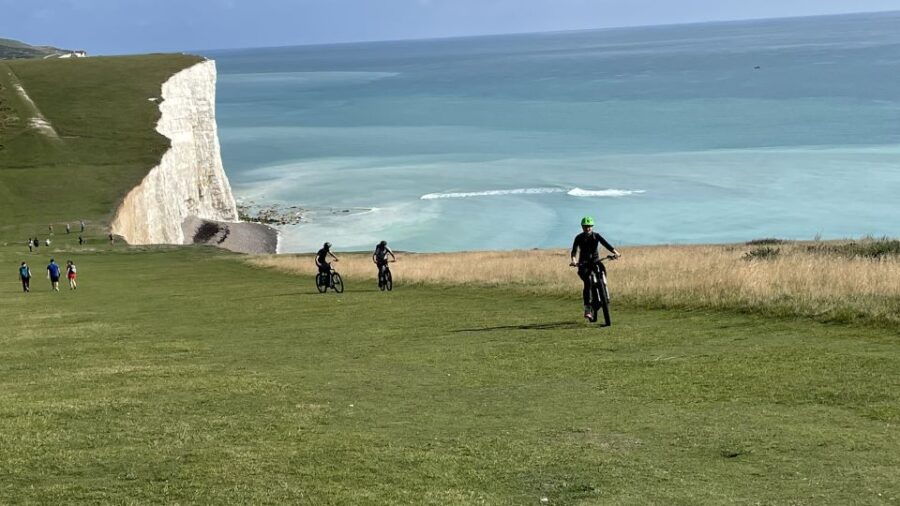 E-Bike on an Adventure Through Seven Sisters Country Park