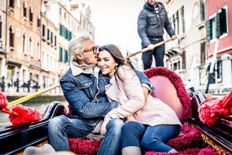 Fall in Love in Venice: Gondola Ride and Romantic Meal - Good To Know
