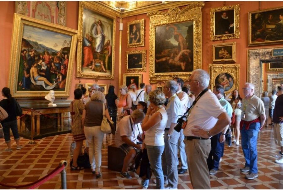 Florence: Palatina Gallery and Pitti Tour - Highlights of the Palatina Gallery