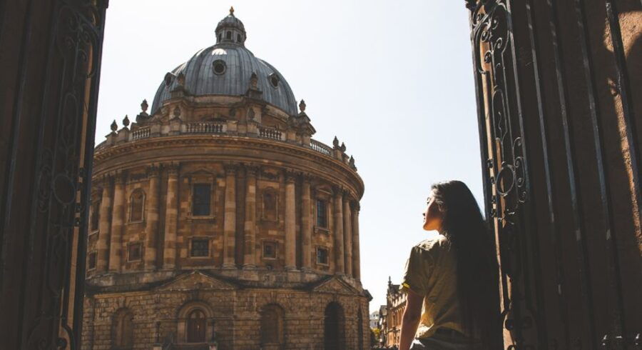 From Bristol: 2-Day Stratford-upon-Avon, Oxford & Cotswolds