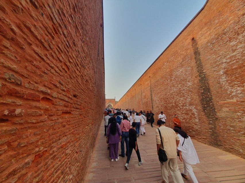 From Delhi: Same Day Taj Mahal Agra Tour by Gatimaan Express - Good To Know