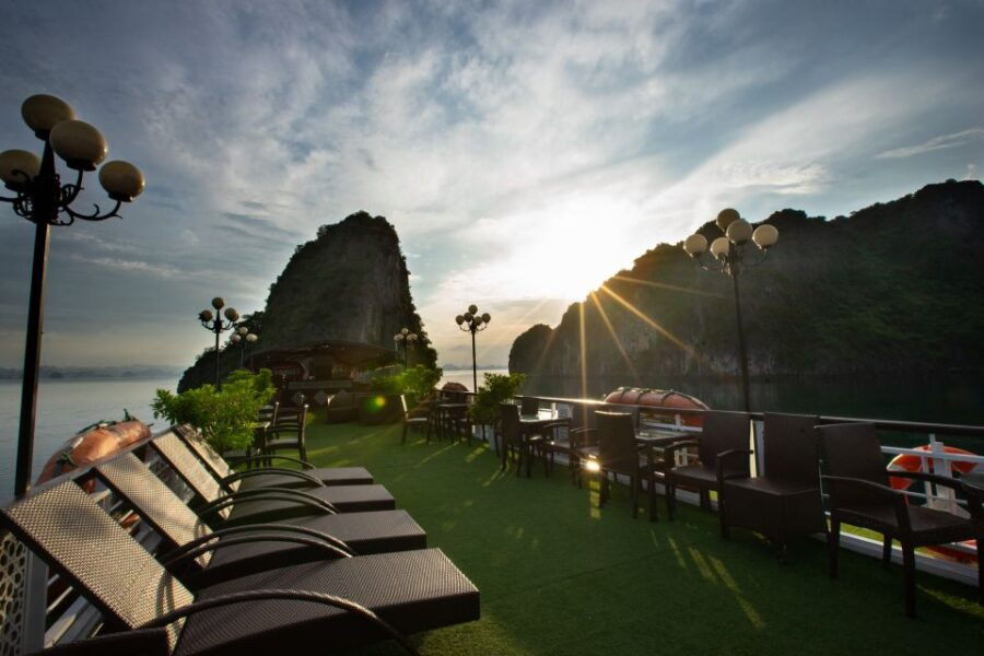 From Hanoi: 4 Star Halong Bay Paloma Cruise 2D1N Trip - Good To Know