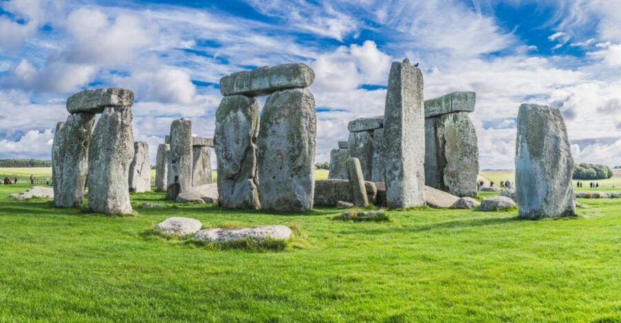 From London: Private Stonehenge and Bath Guided Tour - Good To Know