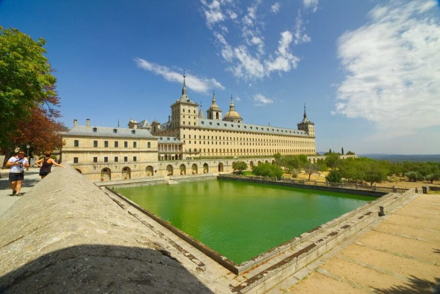 From Madrid: El Escorial and Valley's Basilica Half Day Tour - Good To Know