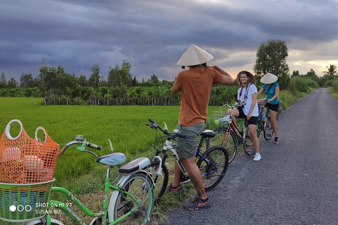 Full-Day Experience in Mekong Cycling and Authentic Home Cooking