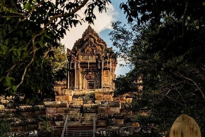 Full-Day Preah Vihear & Koh Ker Temple Small Group (Shared Tour)
