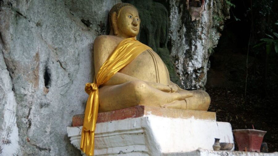Full-Day Private Guided Pak Ou Caves & Ethnic Village Tour - Good To Know