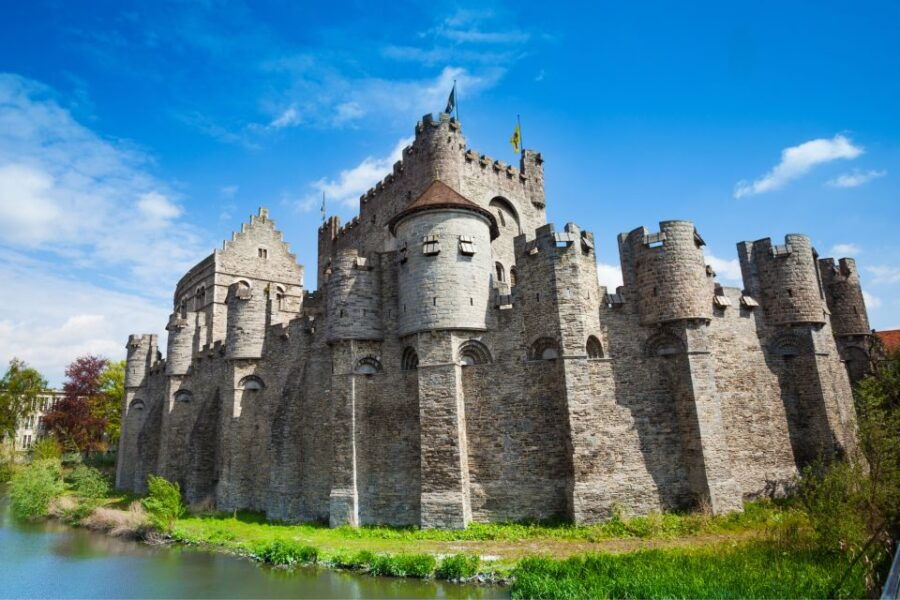 Ghent: First Discovery Walk and Reading Walking Tour