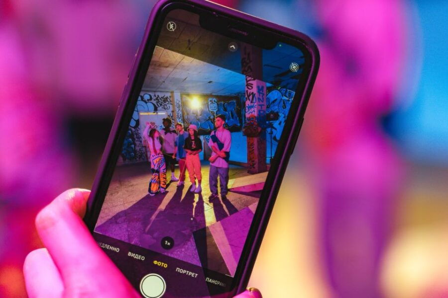 Ghent: Outdoor Bachelorette Party-Themed Smartphone Game - Good To Know