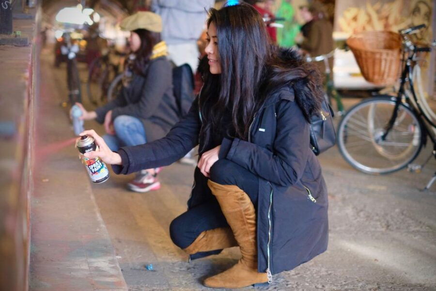 Gin Safari: Boosy London History on Two Wheels - Good To Know