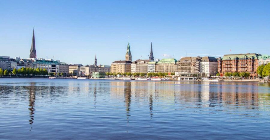 Hamburg: Private Exclusive History Tour With a Local Expert - Good To Know