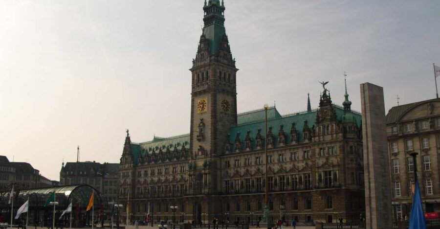 Hamburg: Town Hall, Speicherstadt, and HafenCity Tour - Good To Know