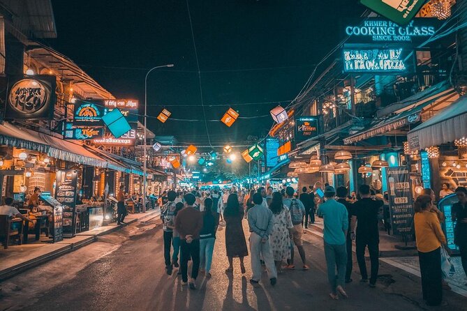 Highlights & Hidden Gems With Locals: Best of Siem Reap Private Tour