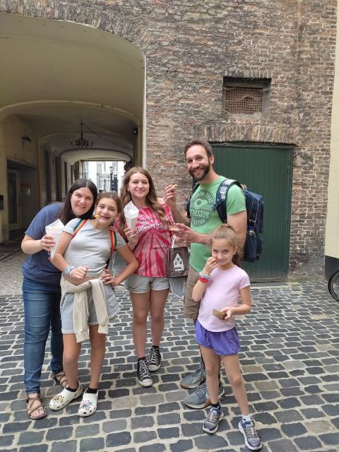 How-To-Bruges: Private 2-Hour Walking Tour - Good To Know