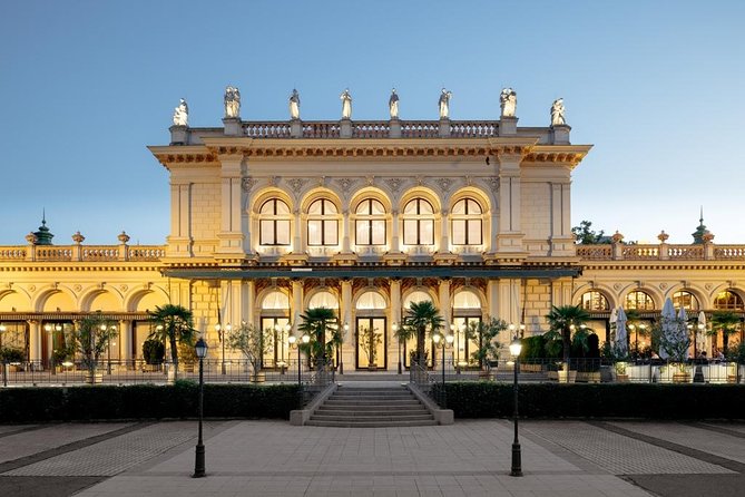 Kursalon Vienna Classical Concert and 1-Day Hop-on Hop-off Ticket