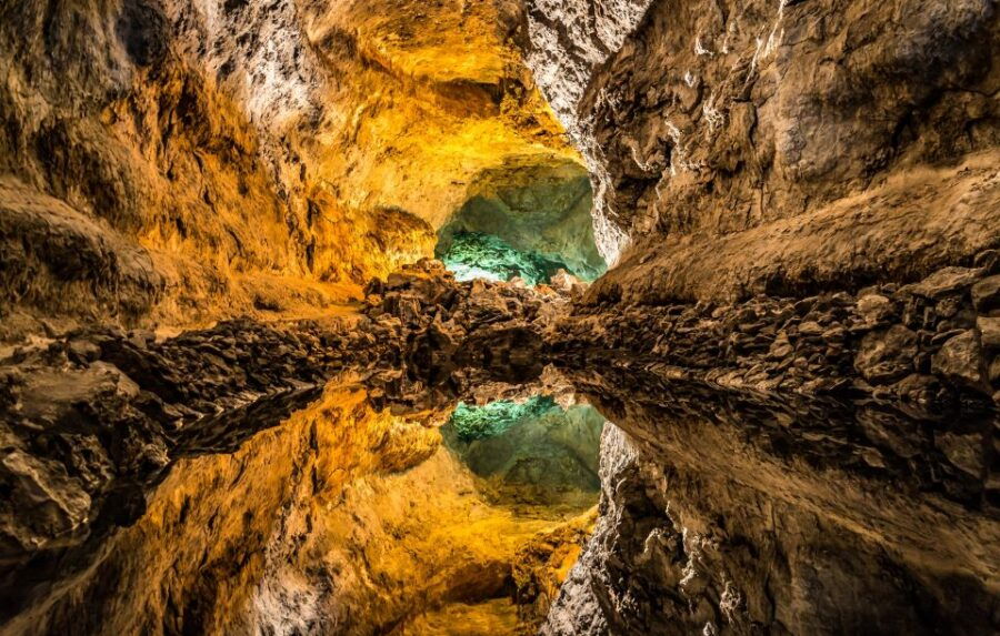 Lanzarote: Cueva De Los Verdes & Jameos Del Agua Guided Tour - Booking Details